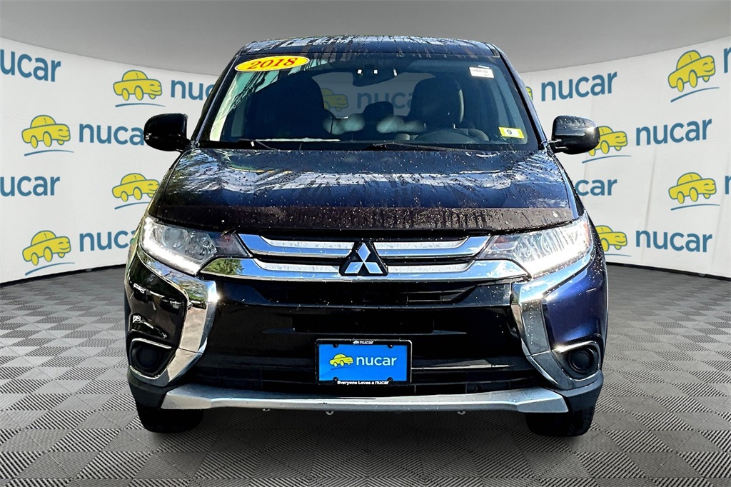 2018 Mitsubishi Outlander ES - Photo 2