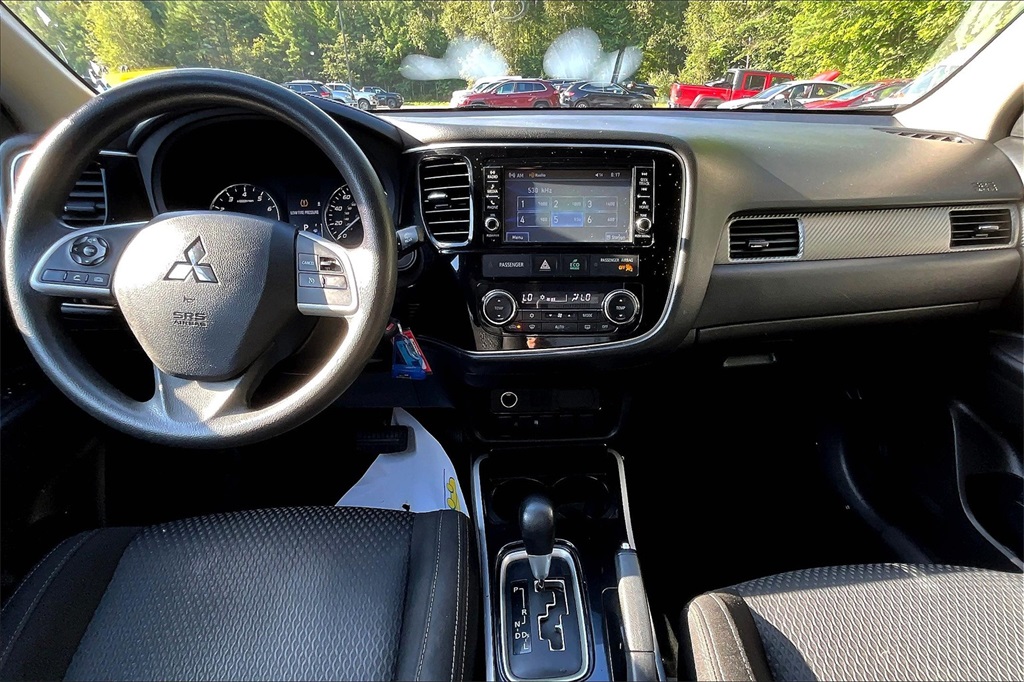 2018 Mitsubishi Outlander ES - Photo 22