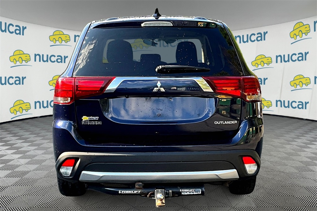 2018 Mitsubishi Outlander ES - Photo 5