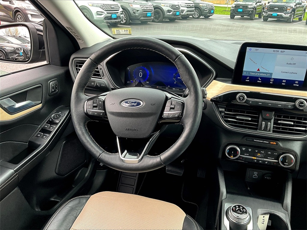 2022 Ford Escape Titanium - Photo 17