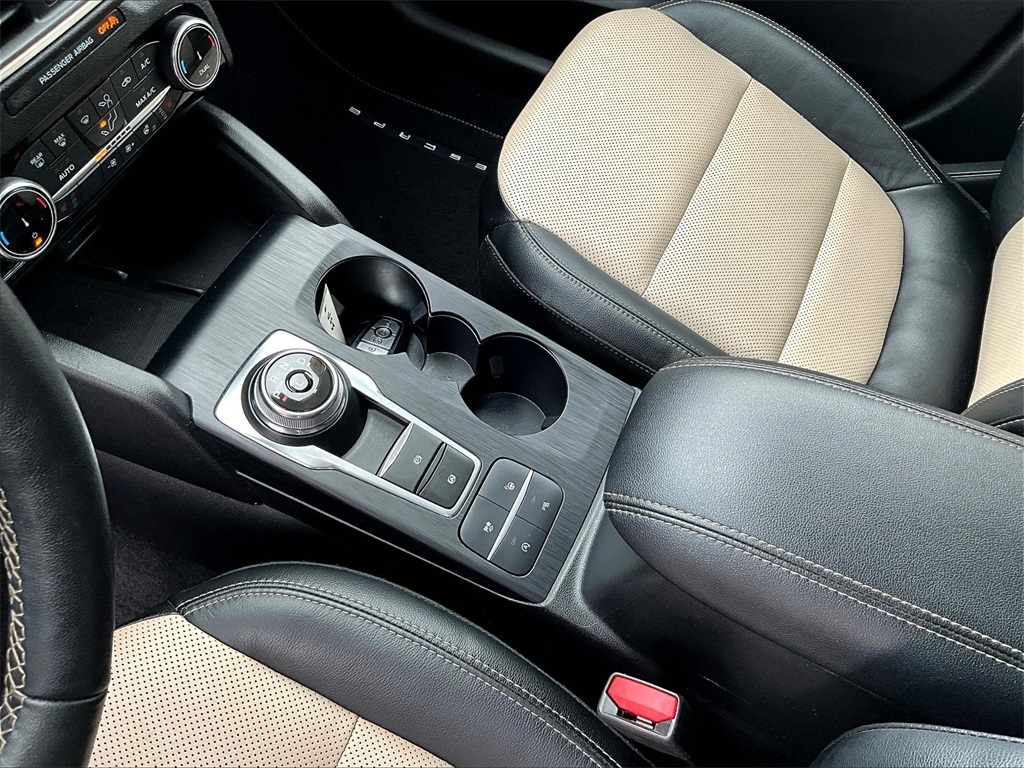 2022 Ford Escape Titanium - Photo 20