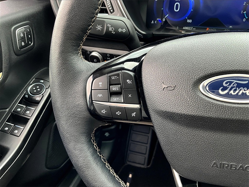 2022 Ford Escape Titanium - Photo 23