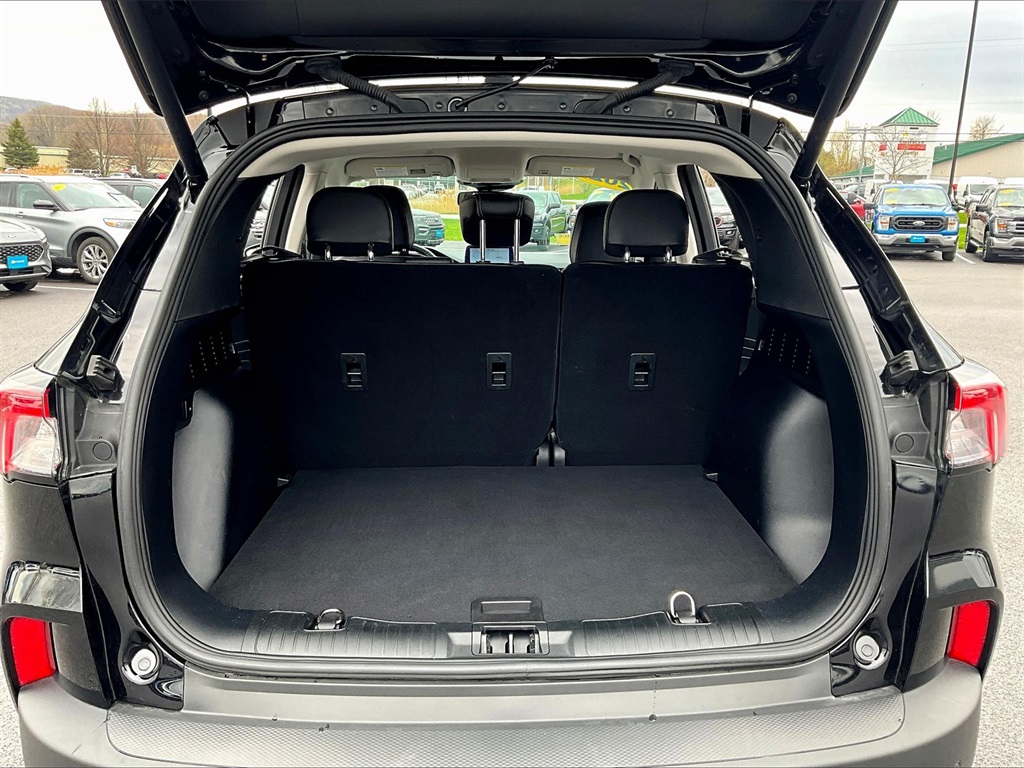 2022 Ford Escape Titanium - Photo 36