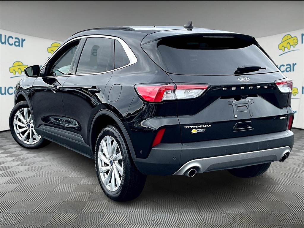 2022 Ford Escape Titanium - Photo 4