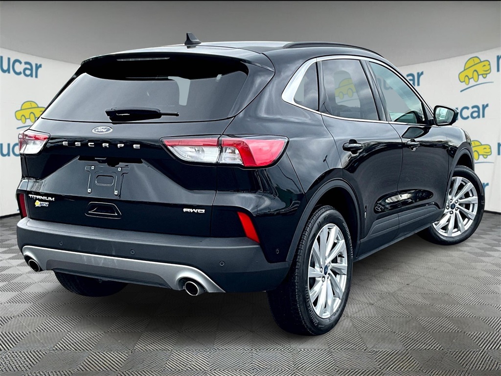 2022 Ford Escape Titanium - Photo 6