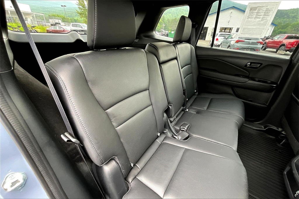 2023 Honda Passport EX-L - Photo 16