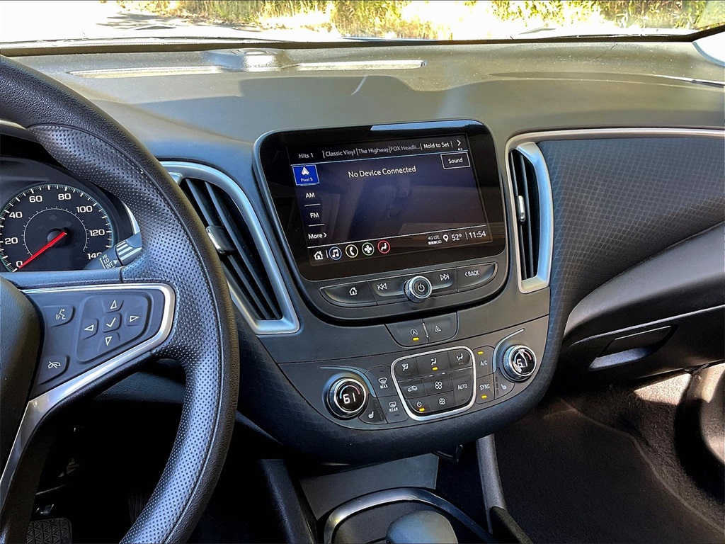 2023 Chevrolet Malibu LT - Photo 17