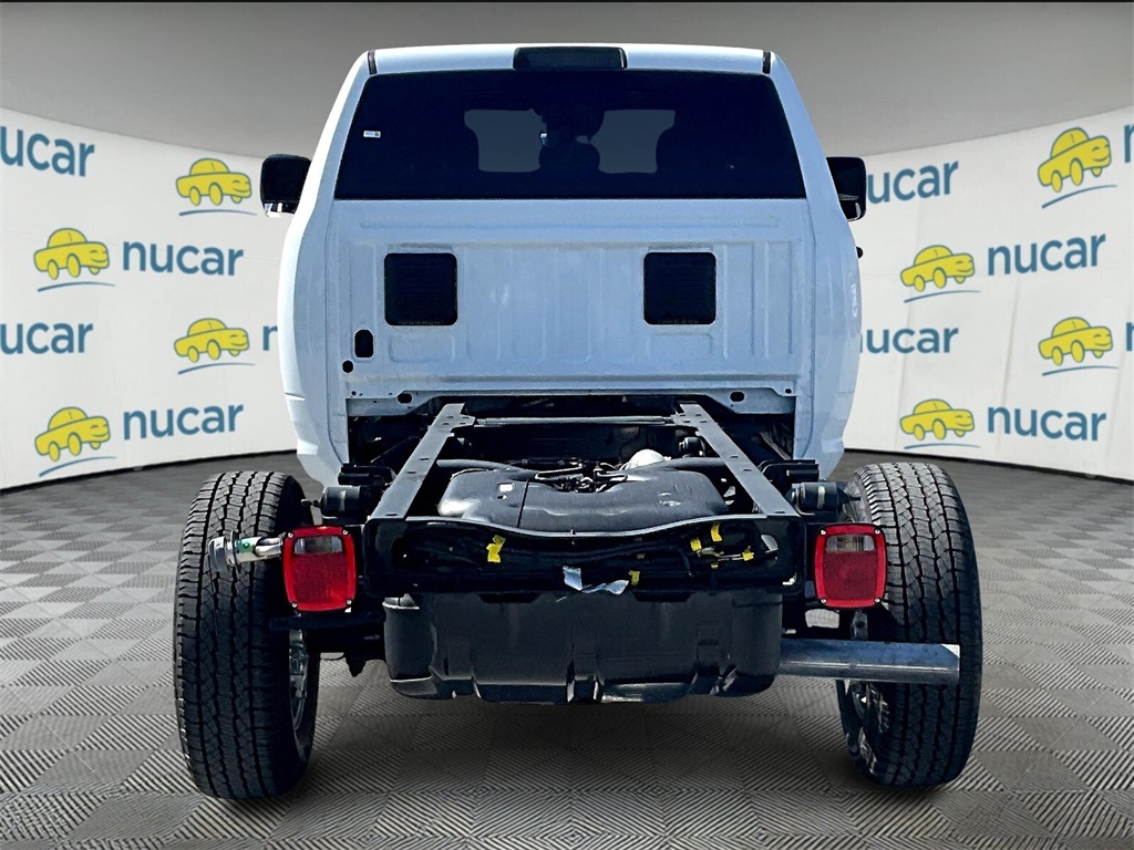 2025 Ram 3500 Tradesman - Photo 6