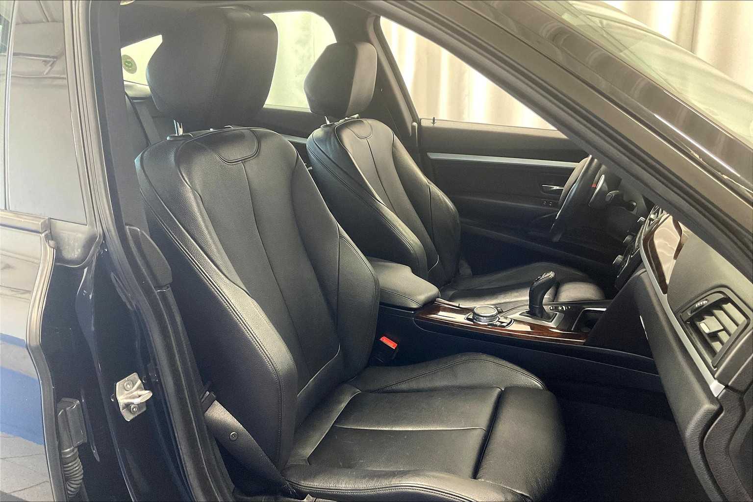 2016 BMW 3 Series Gran Turismo 328i xDrive - Photo 11