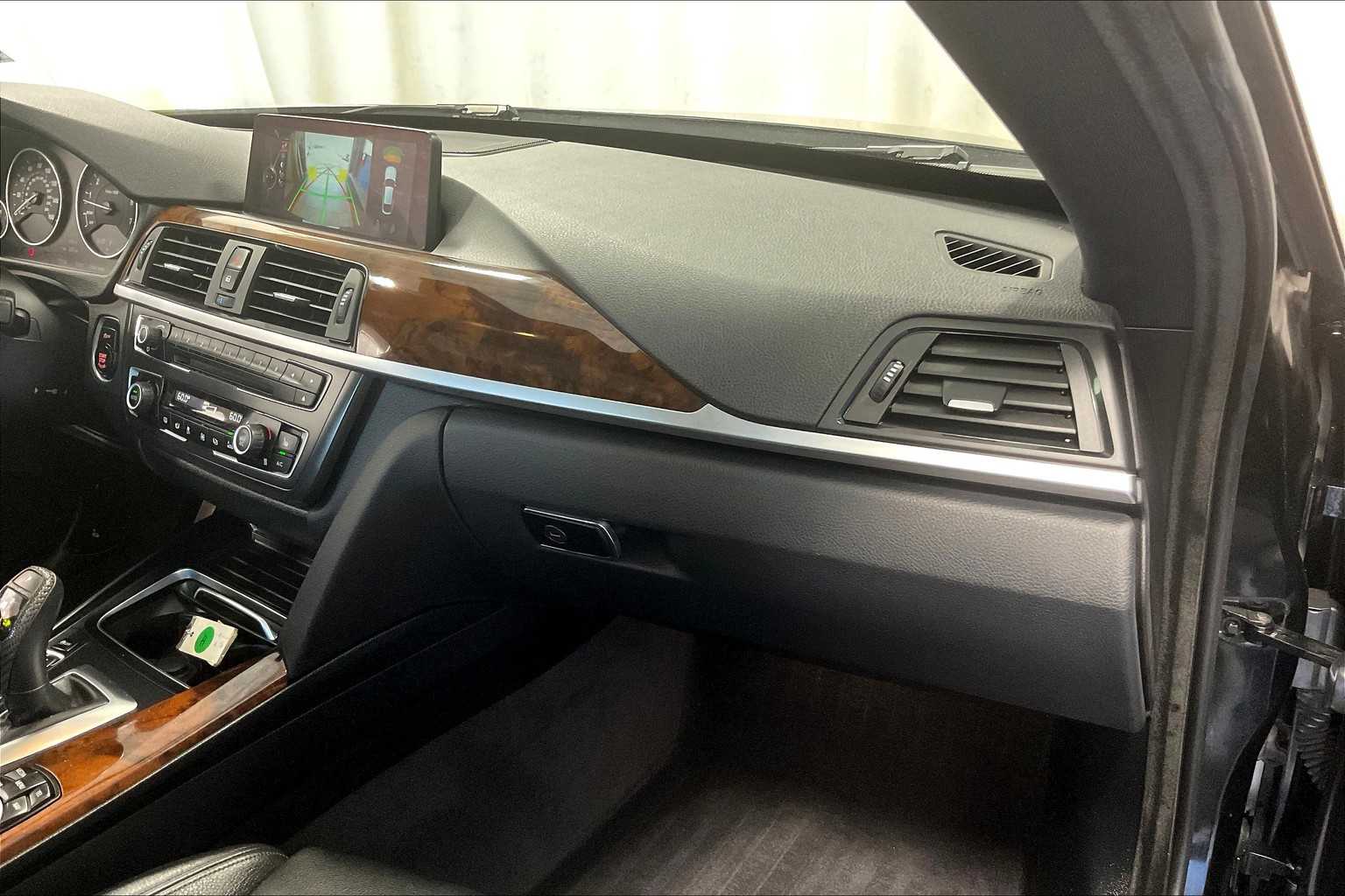 2016 BMW 3 Series Gran Turismo 328i xDrive - Photo 13