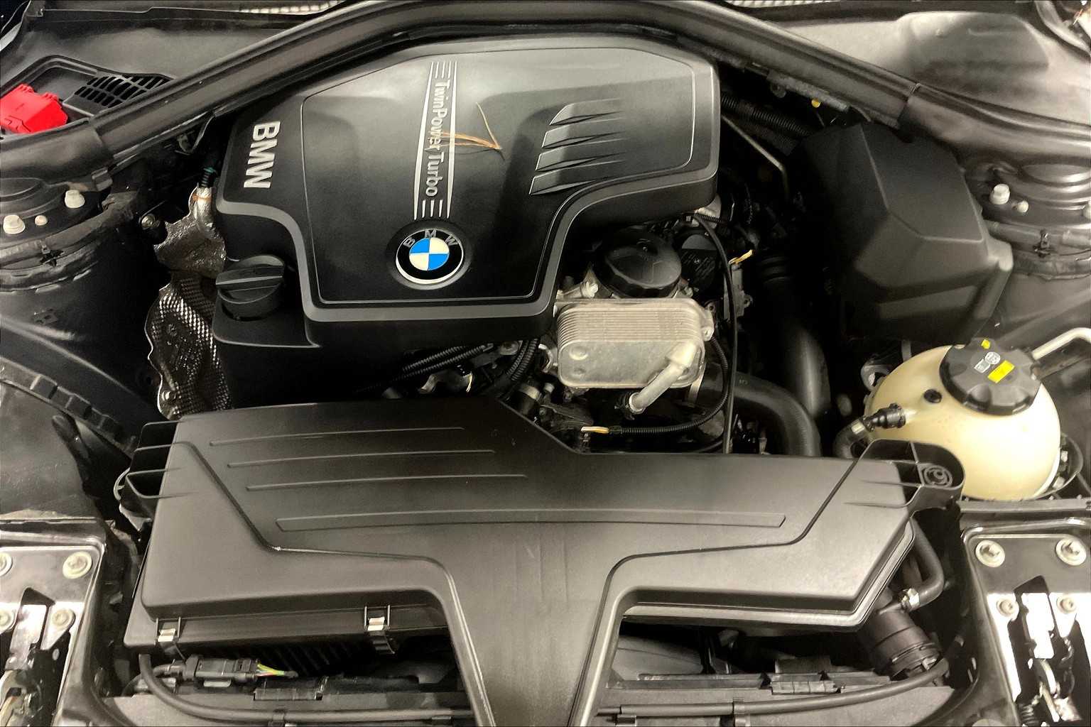 2016 BMW 3 Series Gran Turismo 328i xDrive - Photo 35