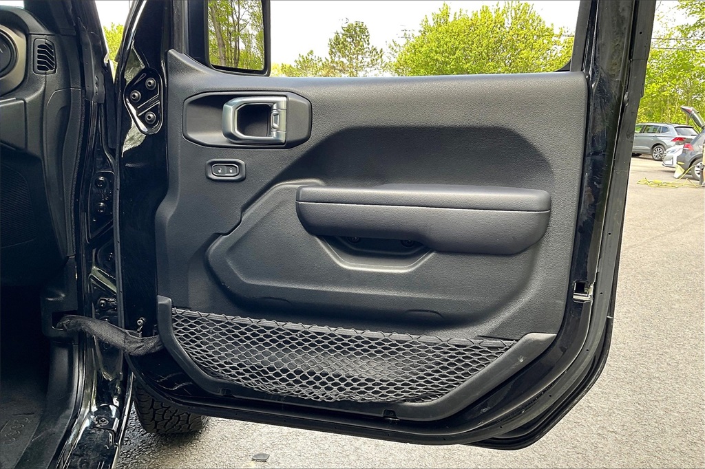 2021 Jeep Wrangler Sport S - Photo 25