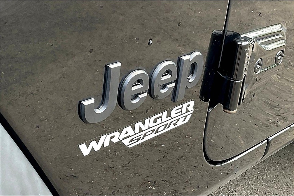 2021 Jeep Wrangler Sport S - Photo 26