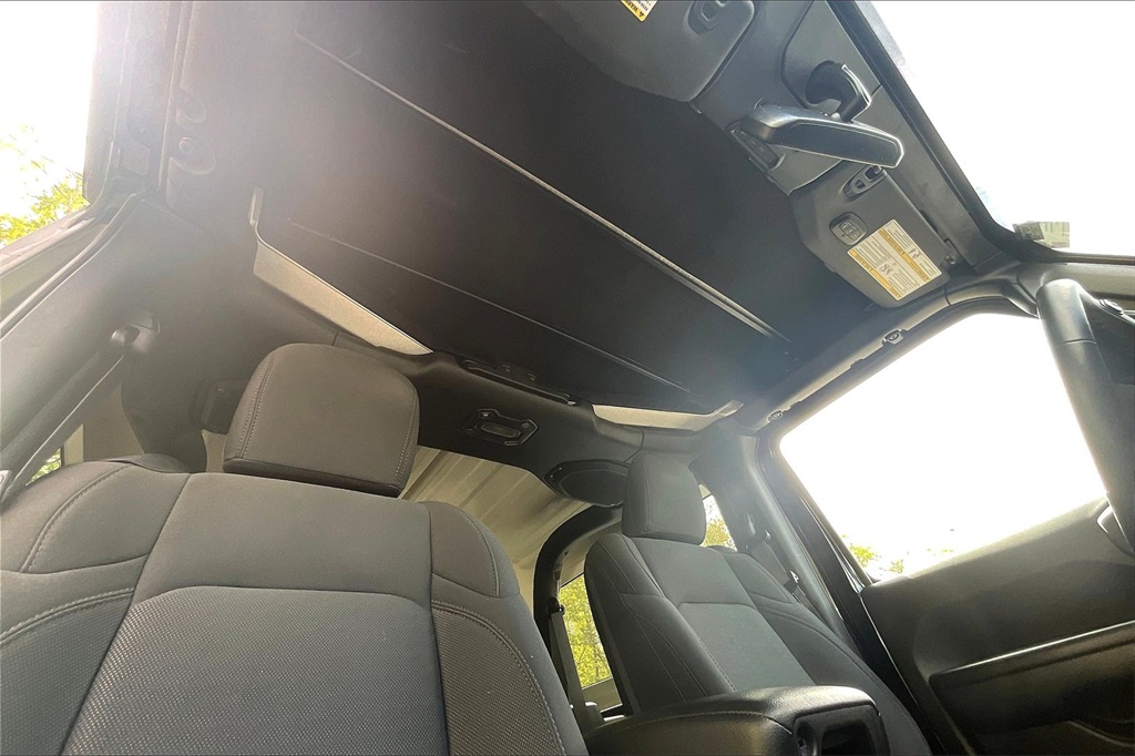 2021 Jeep Wrangler Sport S - Photo 7