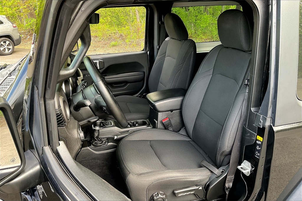 2021 Jeep Wrangler Sport S - Photo 10