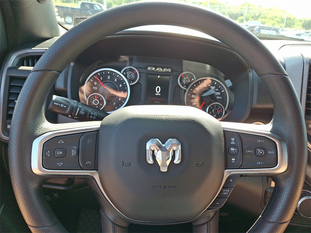 2025 Ram 1500 Tradesman - Photo 14
