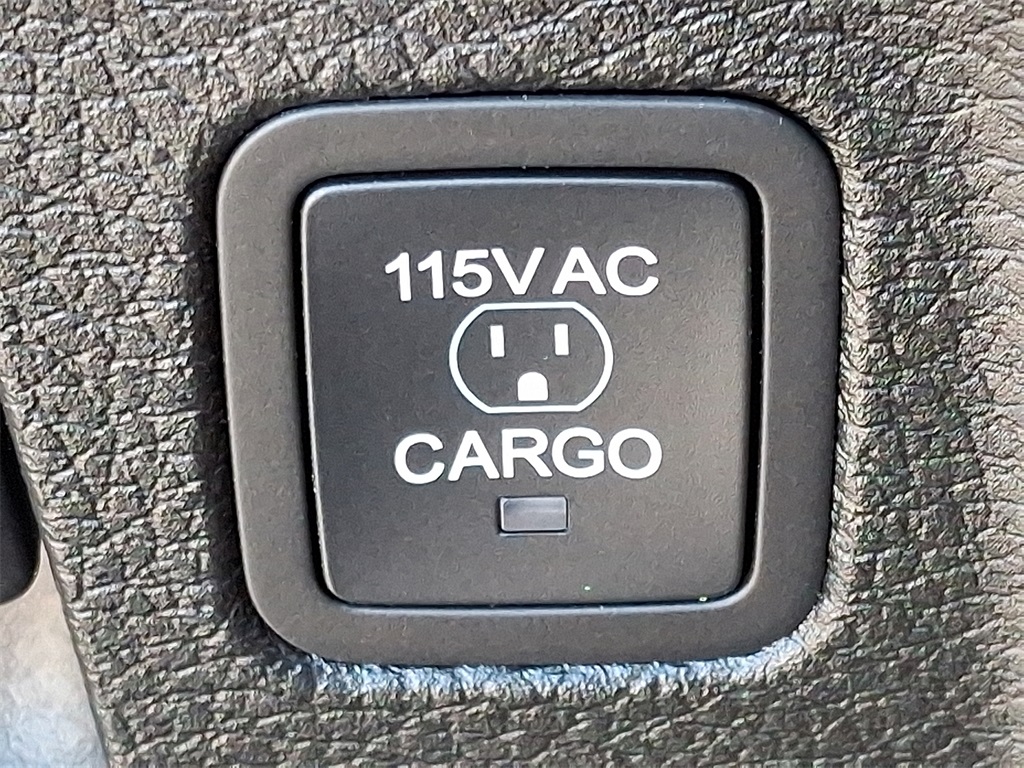 2025 Ram 1500 Tradesman - Photo 18