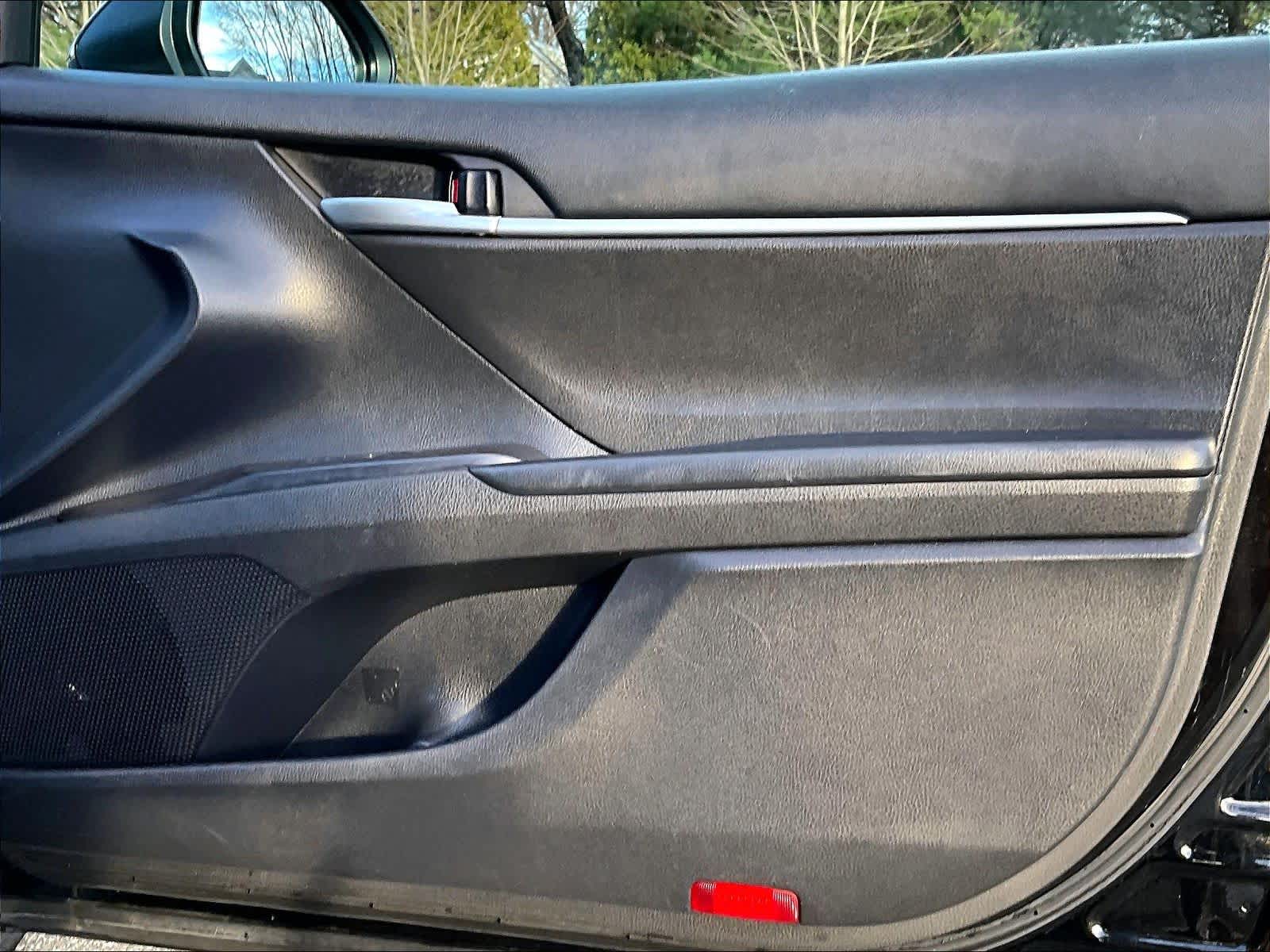 2023 Toyota Camry SE - Photo 12