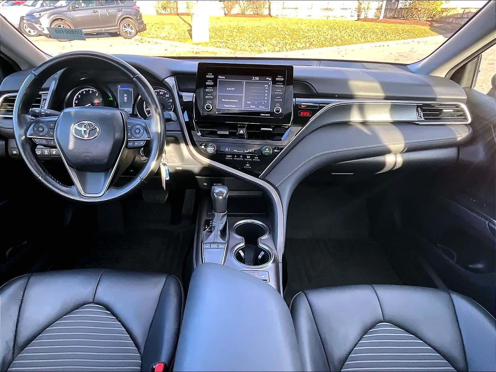 2023 Toyota Camry SE - Photo 21