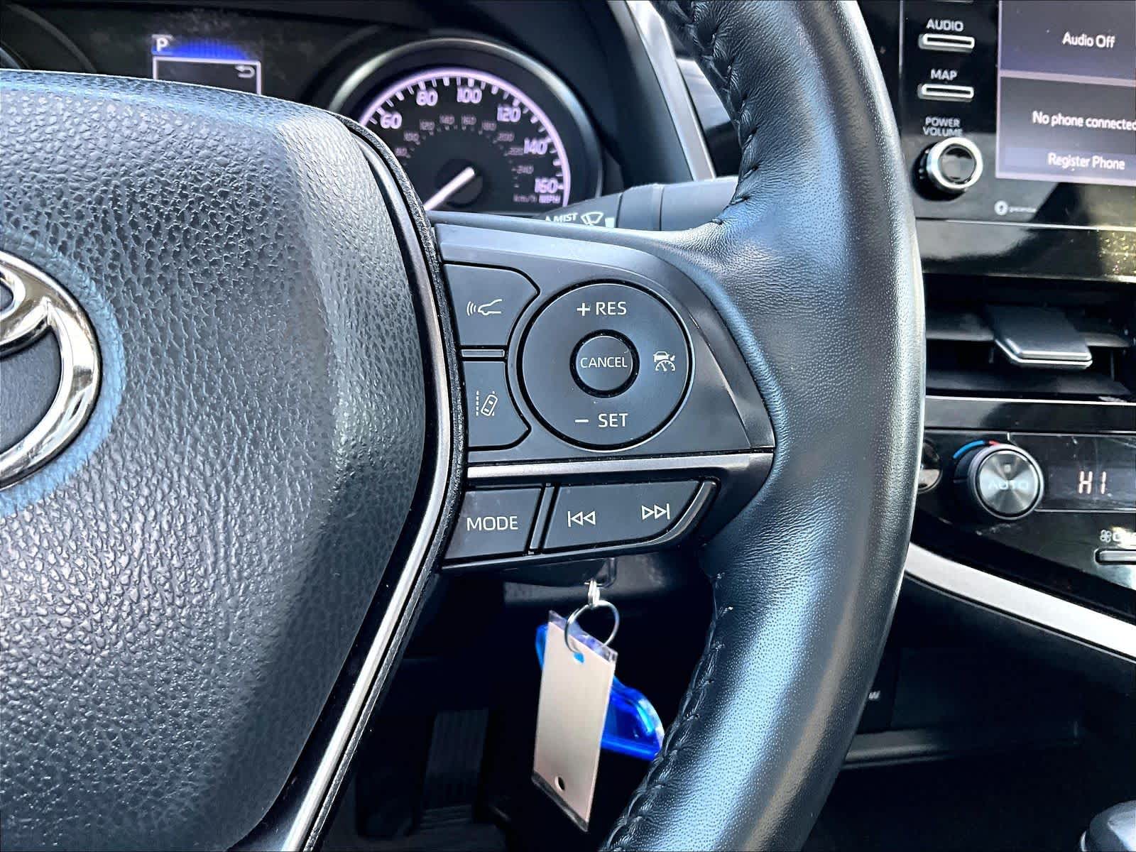 2023 Toyota Camry SE - Photo 24