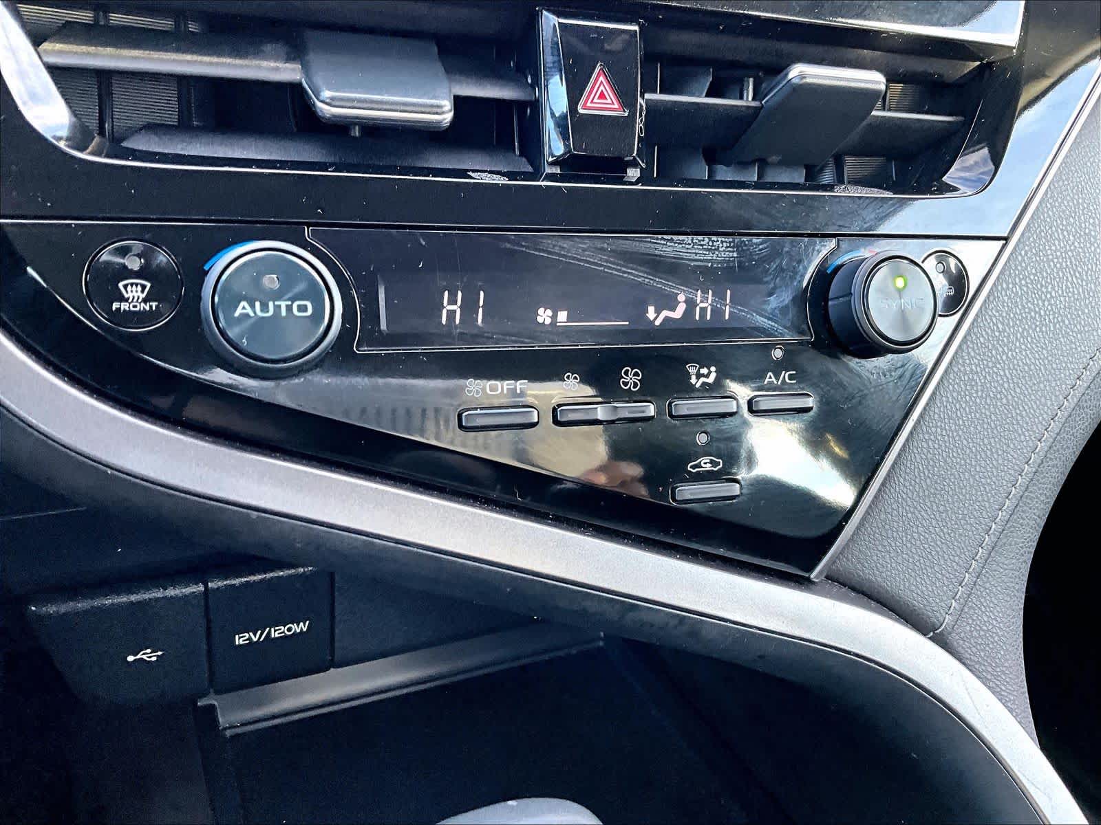 2023 Toyota Camry SE - Photo 26