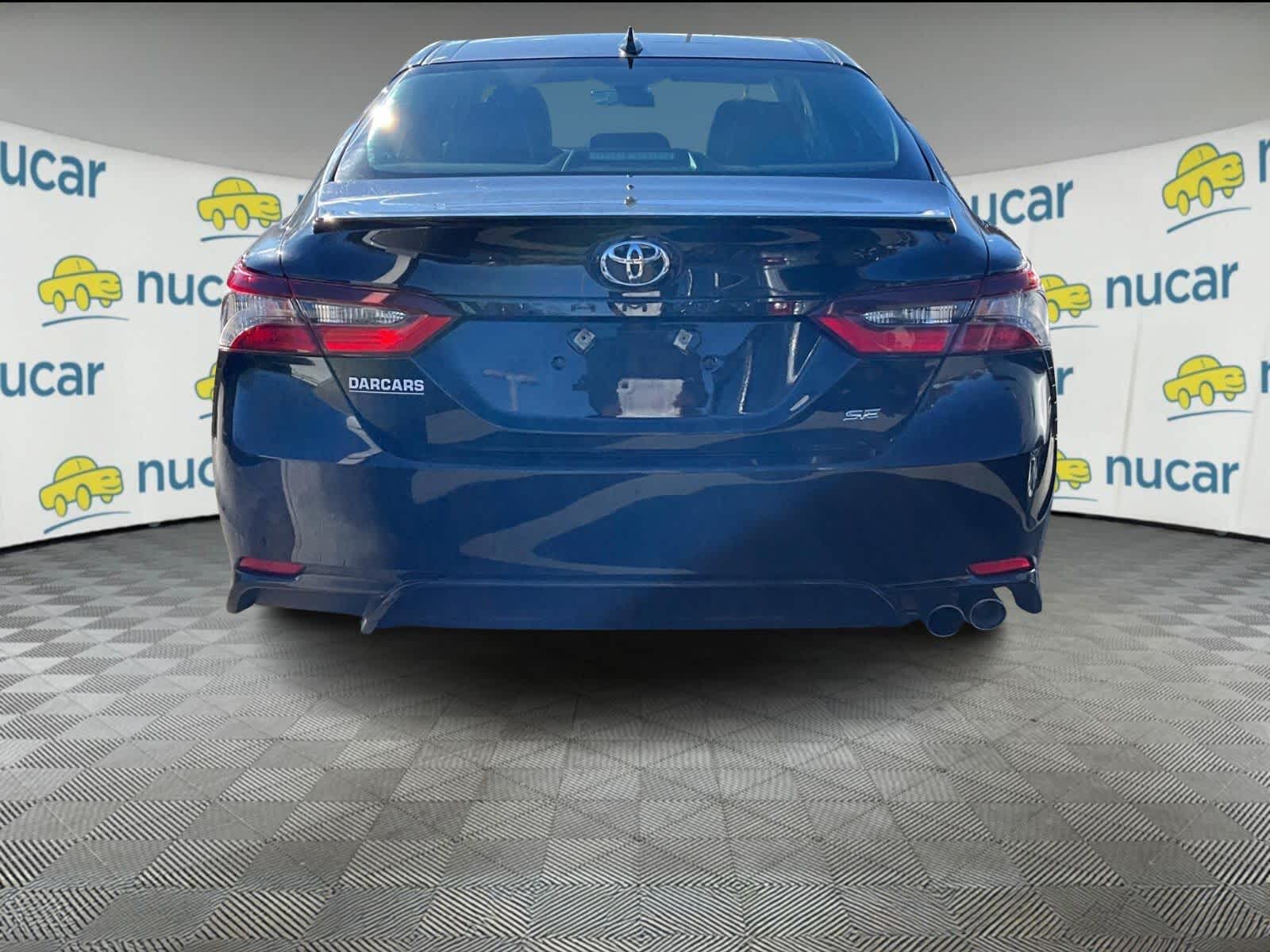 2023 Toyota Camry SE - Photo 3