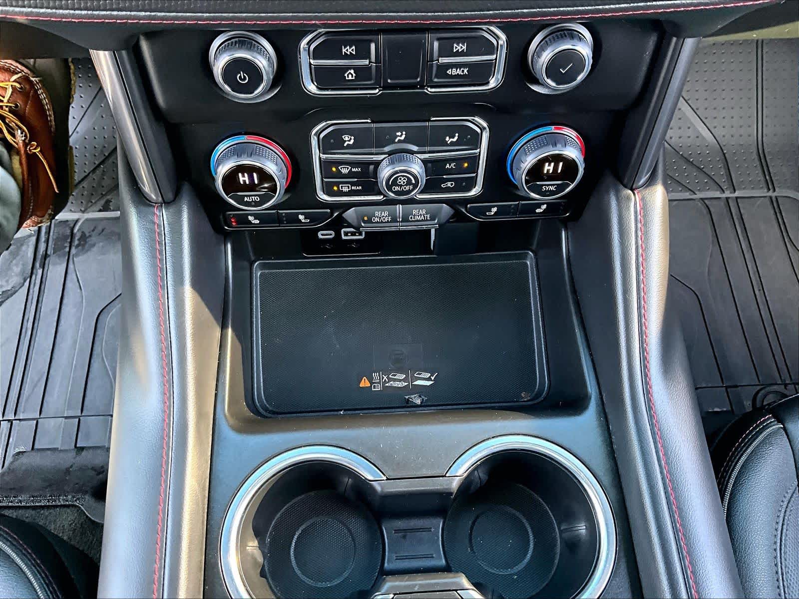 2024 Chevrolet Tahoe RST - Photo 27