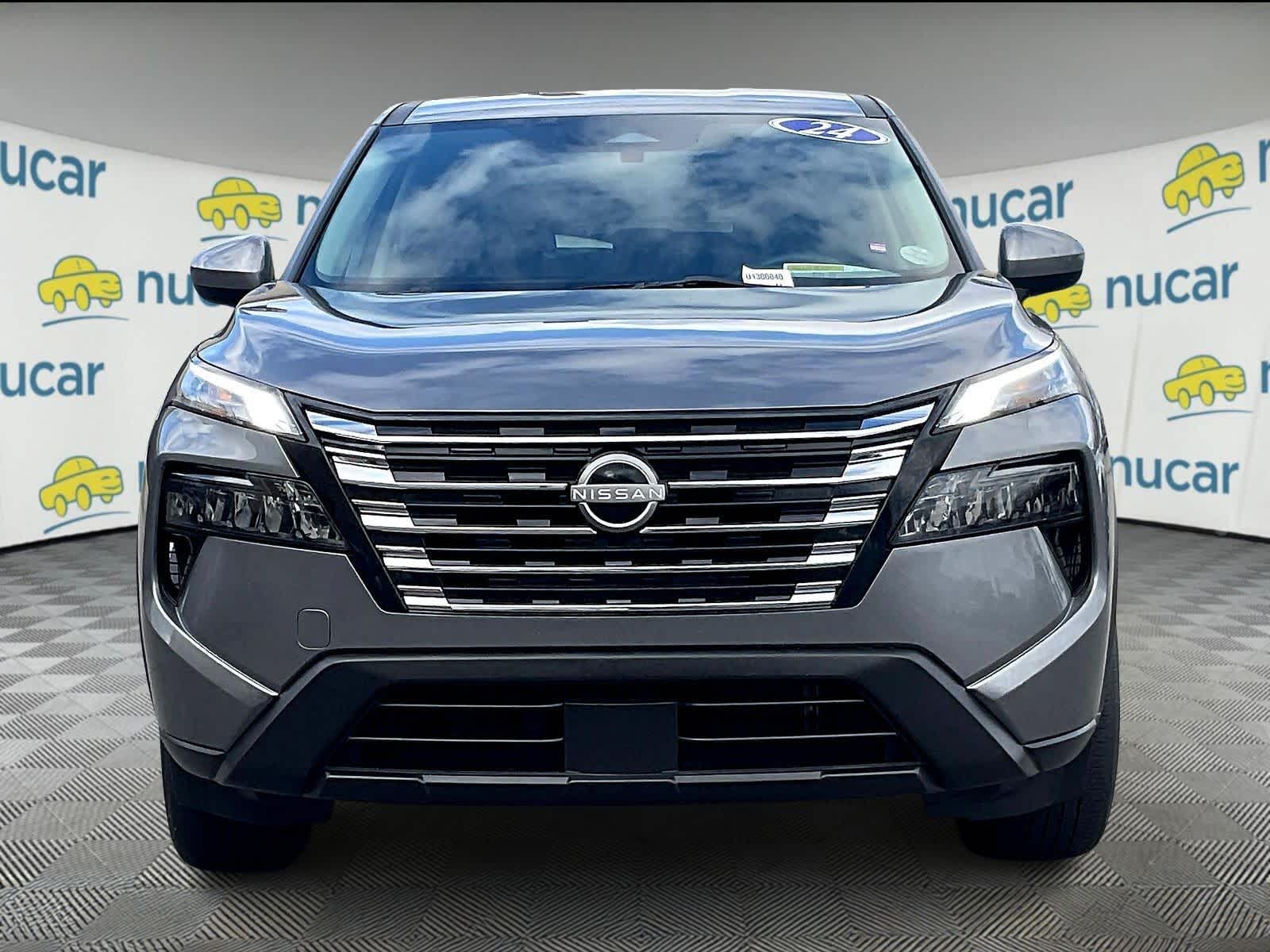 2024 Nissan Rogue SV - Photo 2