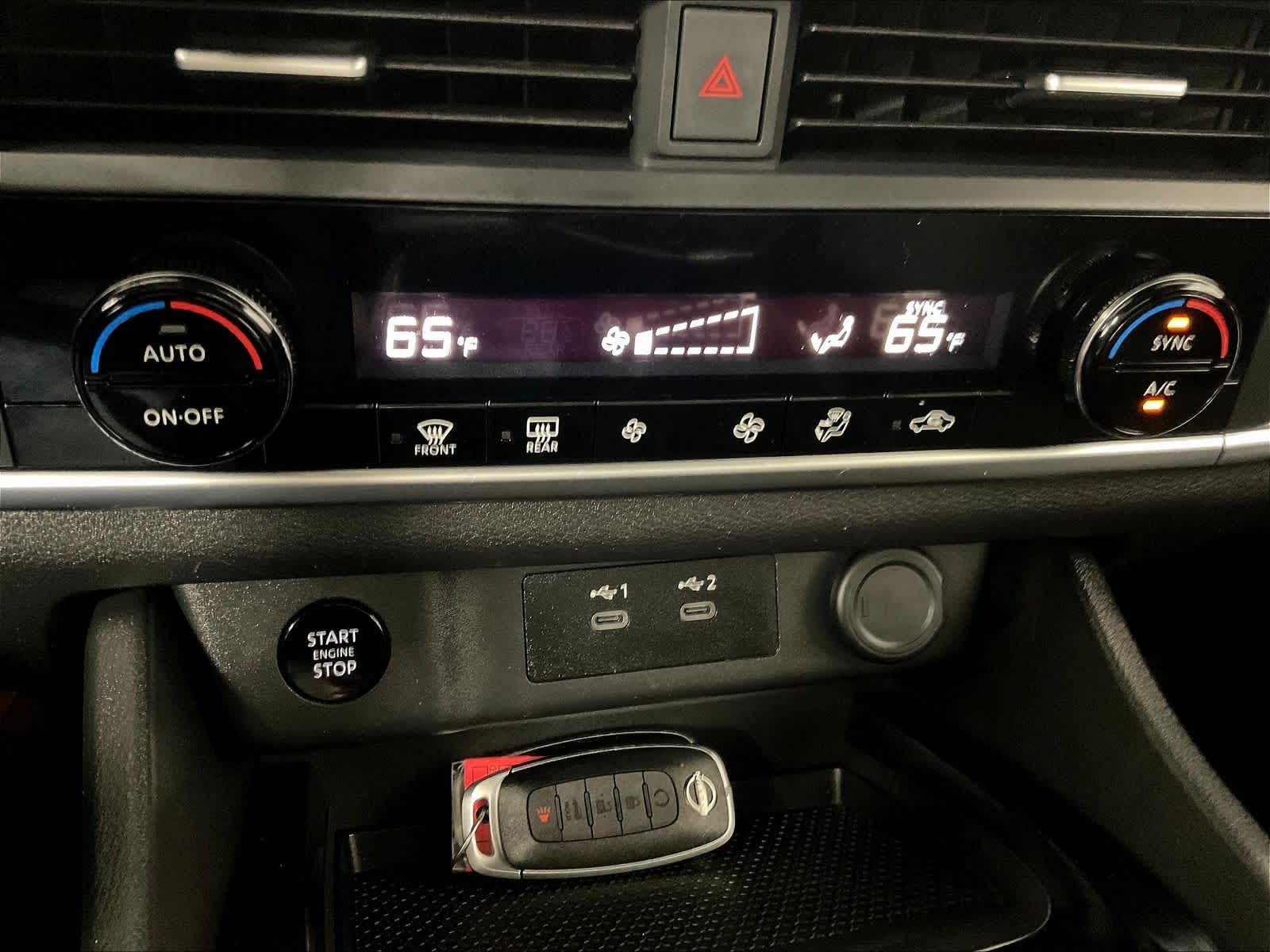 2024 Nissan Rogue SV - Photo 26