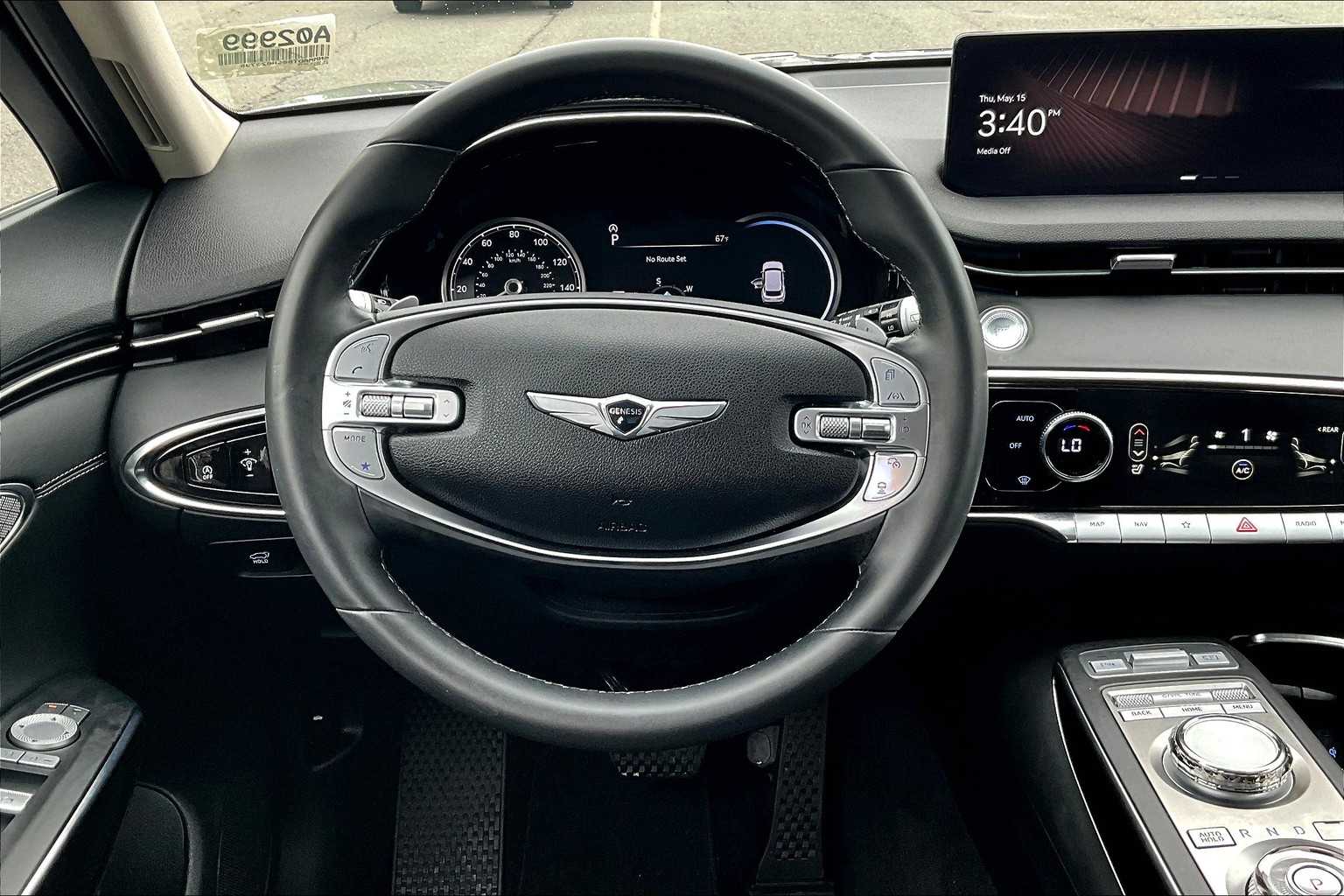 2025 Genesis GV70 2.5T - Photo 17