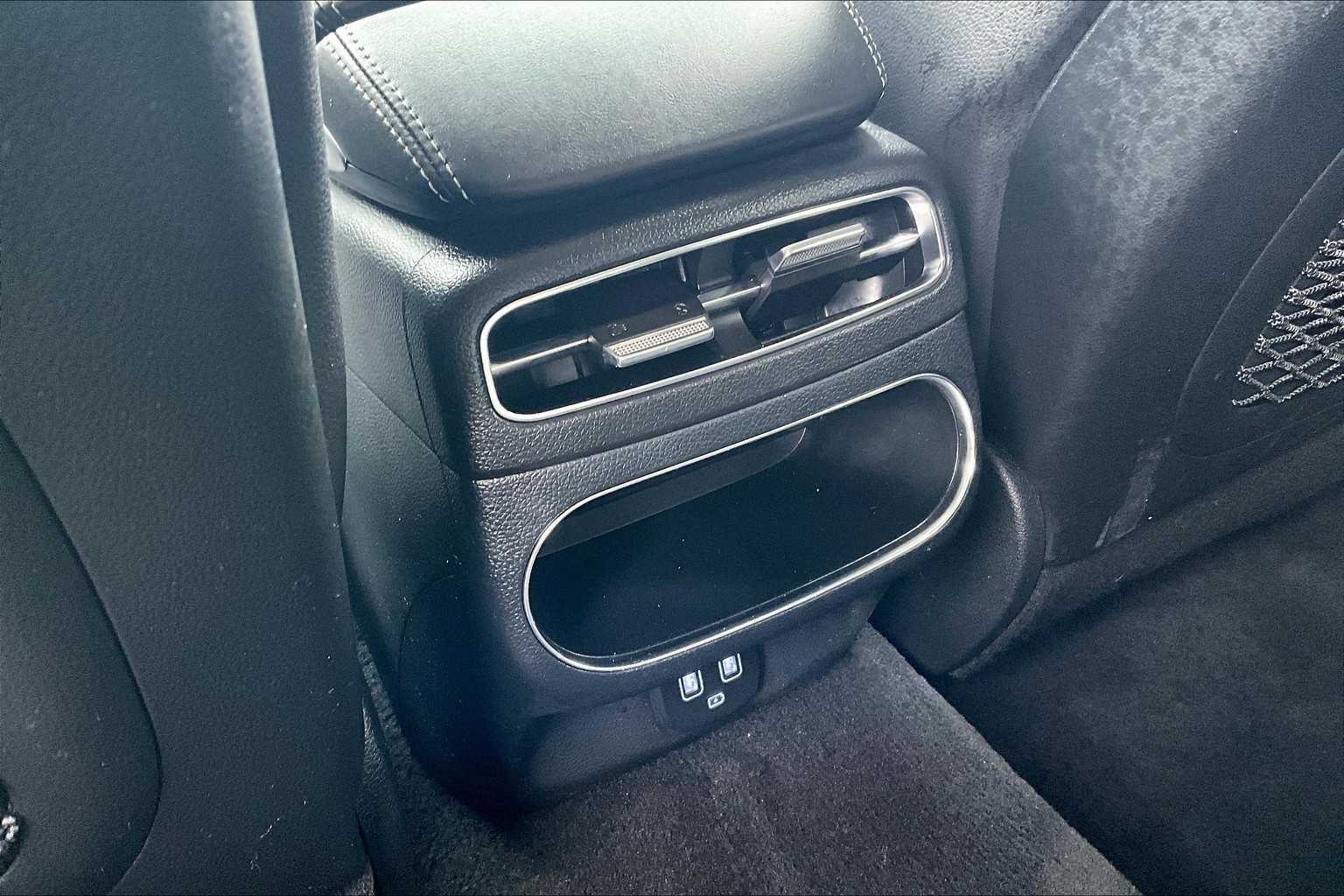 2025 Genesis GV70 2.5T - Photo 28