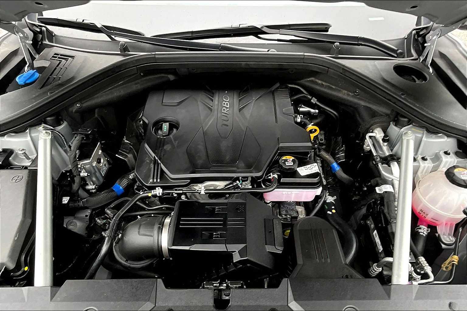 2025 Genesis GV70 2.5T - Photo 30