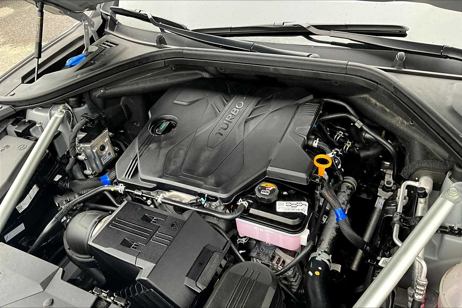 2025 Genesis GV70 2.5T - Photo 35