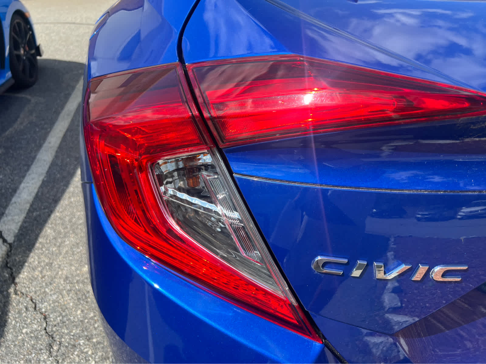 2018 Honda Civic EX - Photo 7