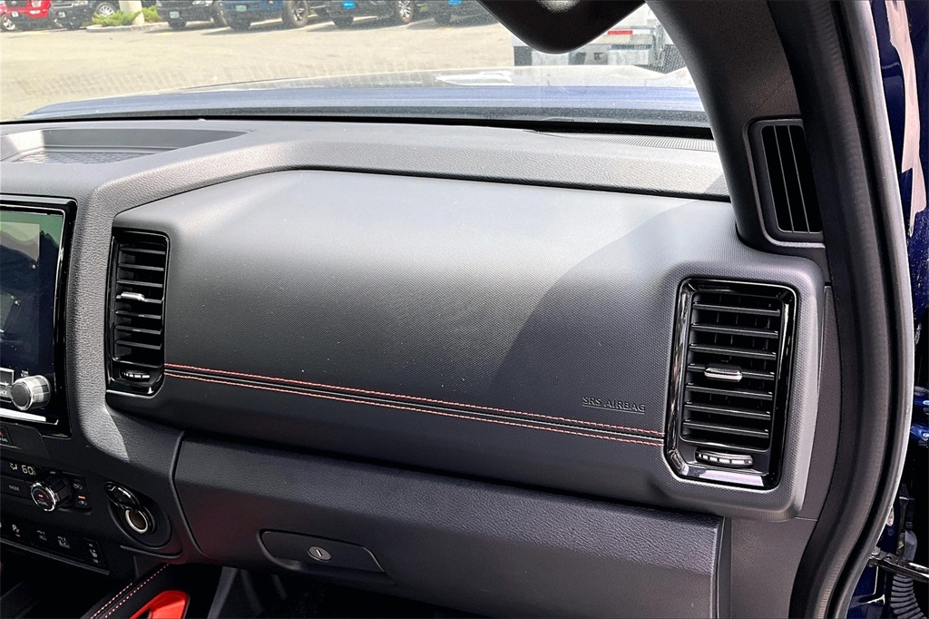2023 Nissan Frontier PRO-4X - Photo 17