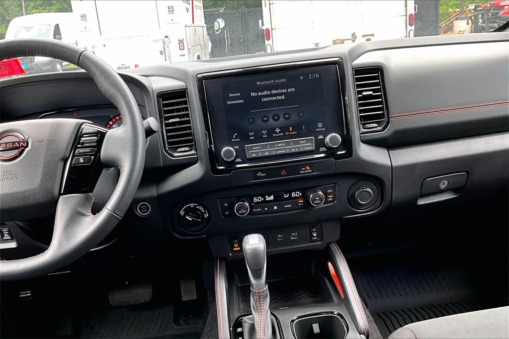 2023 Nissan Frontier PRO-4X - Photo 6