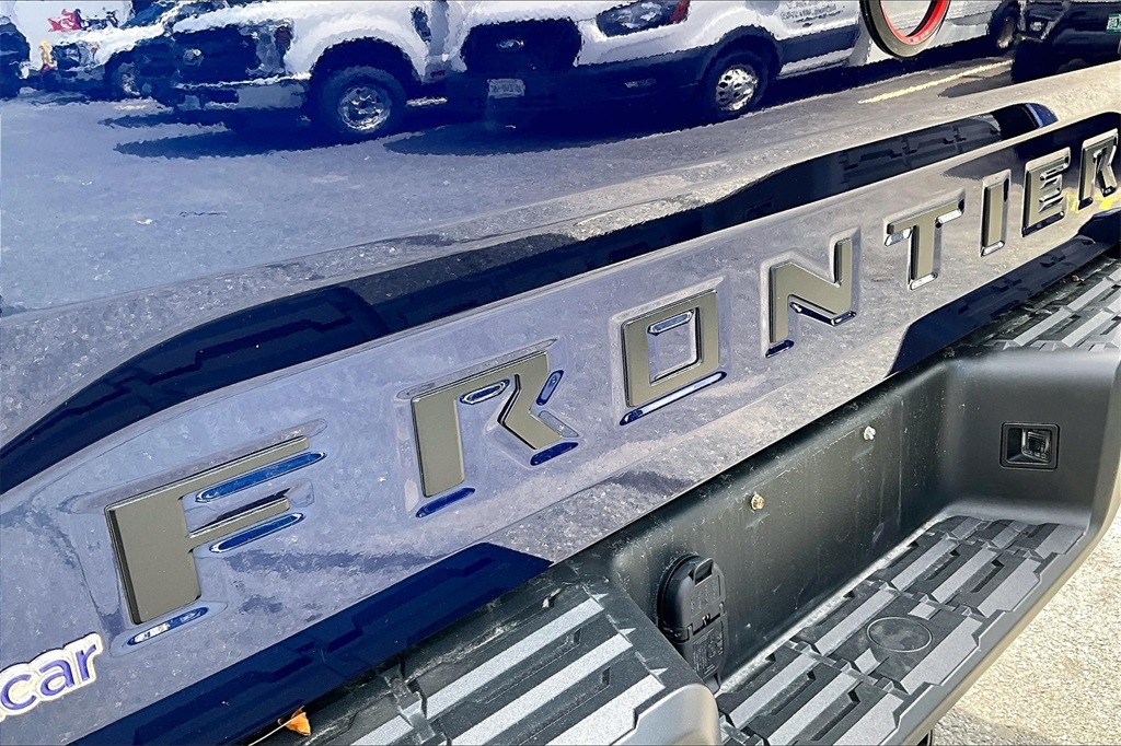 2023 Nissan Frontier PRO-4X - Photo 8