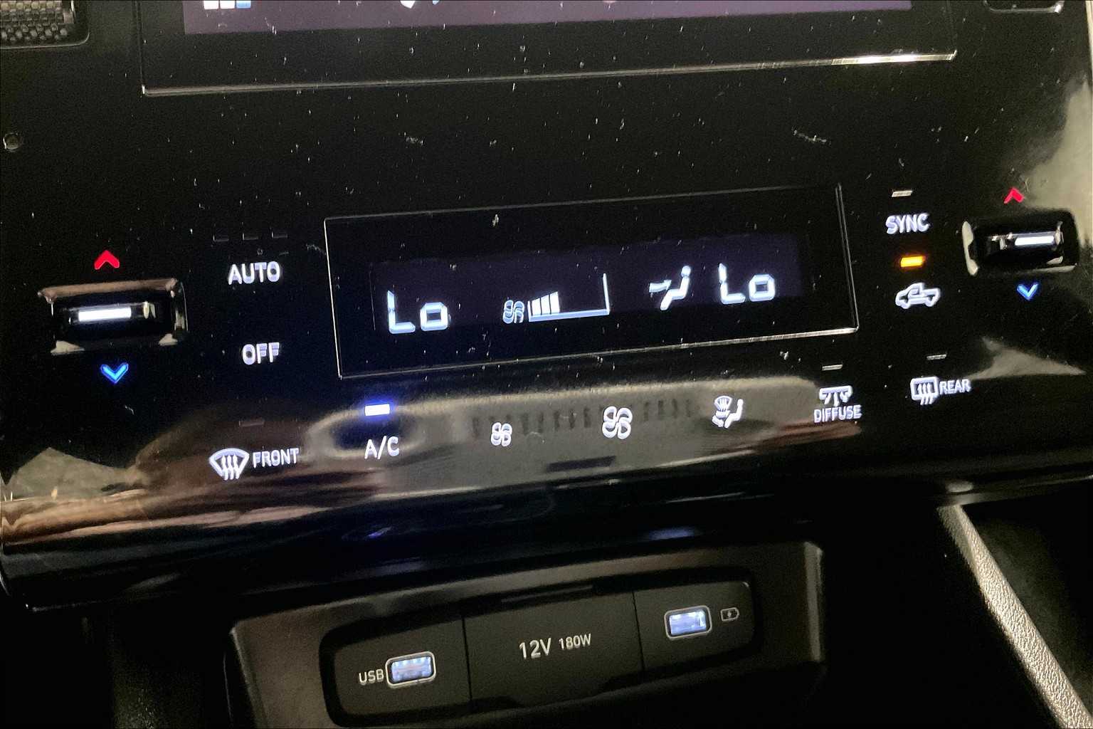 2024 Hyundai Santa Cruz SEL - Photo 26