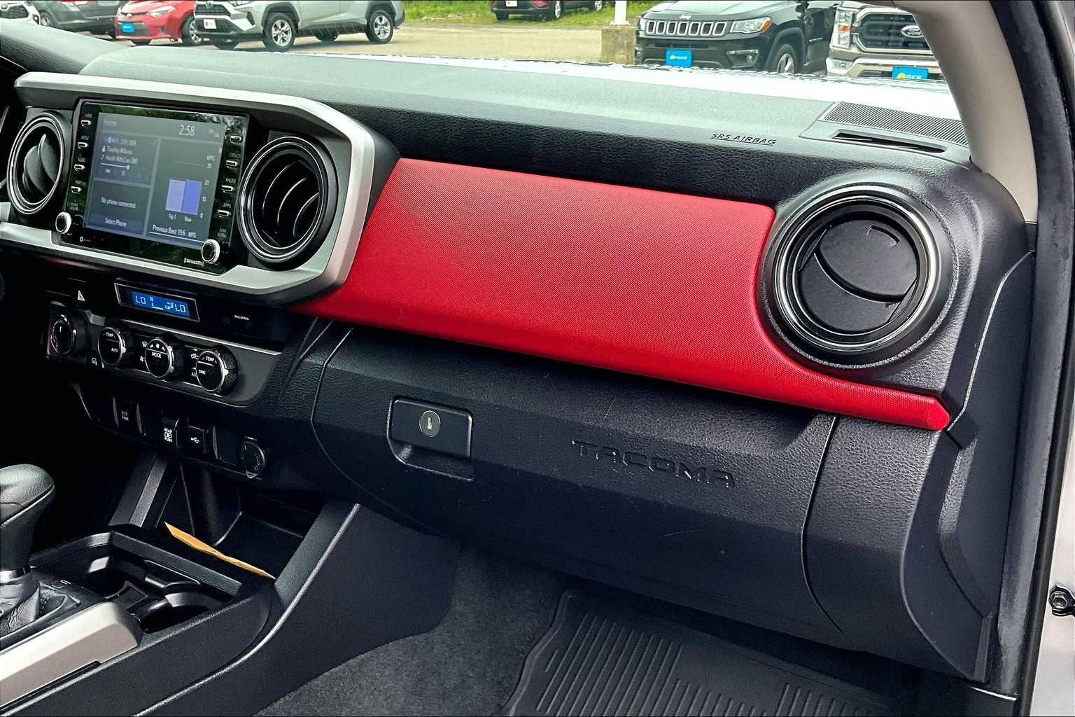 2021 Toyota Tacoma SR5 - Photo 13