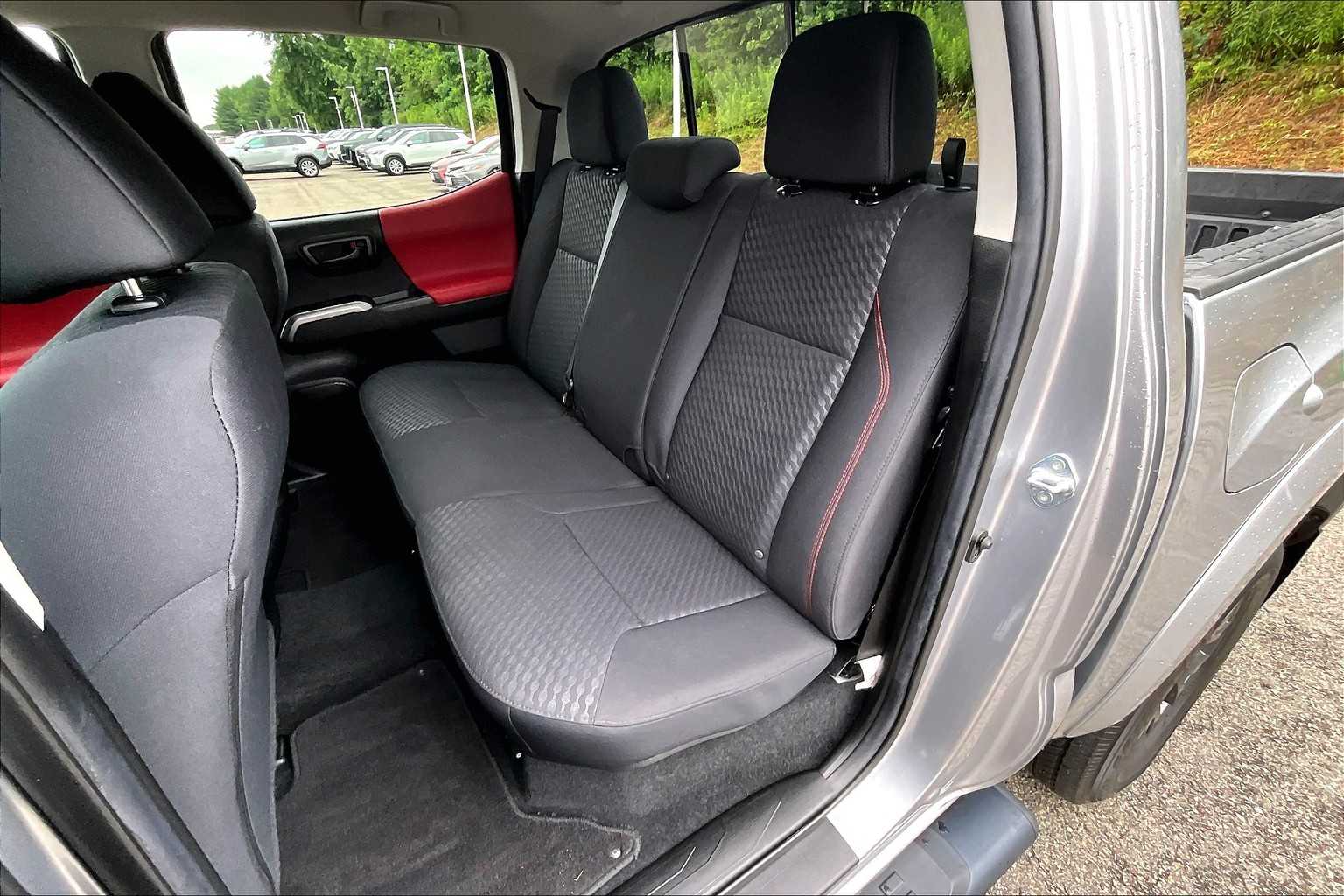 2021 Toyota Tacoma SR5 - Photo 15