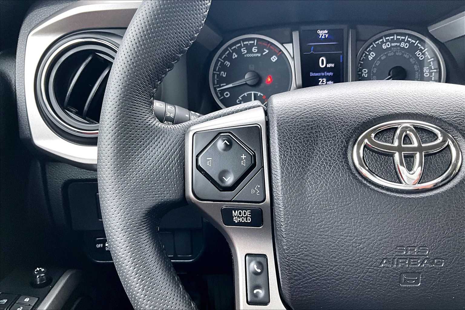 2021 Toyota Tacoma SR5 - Photo 22
