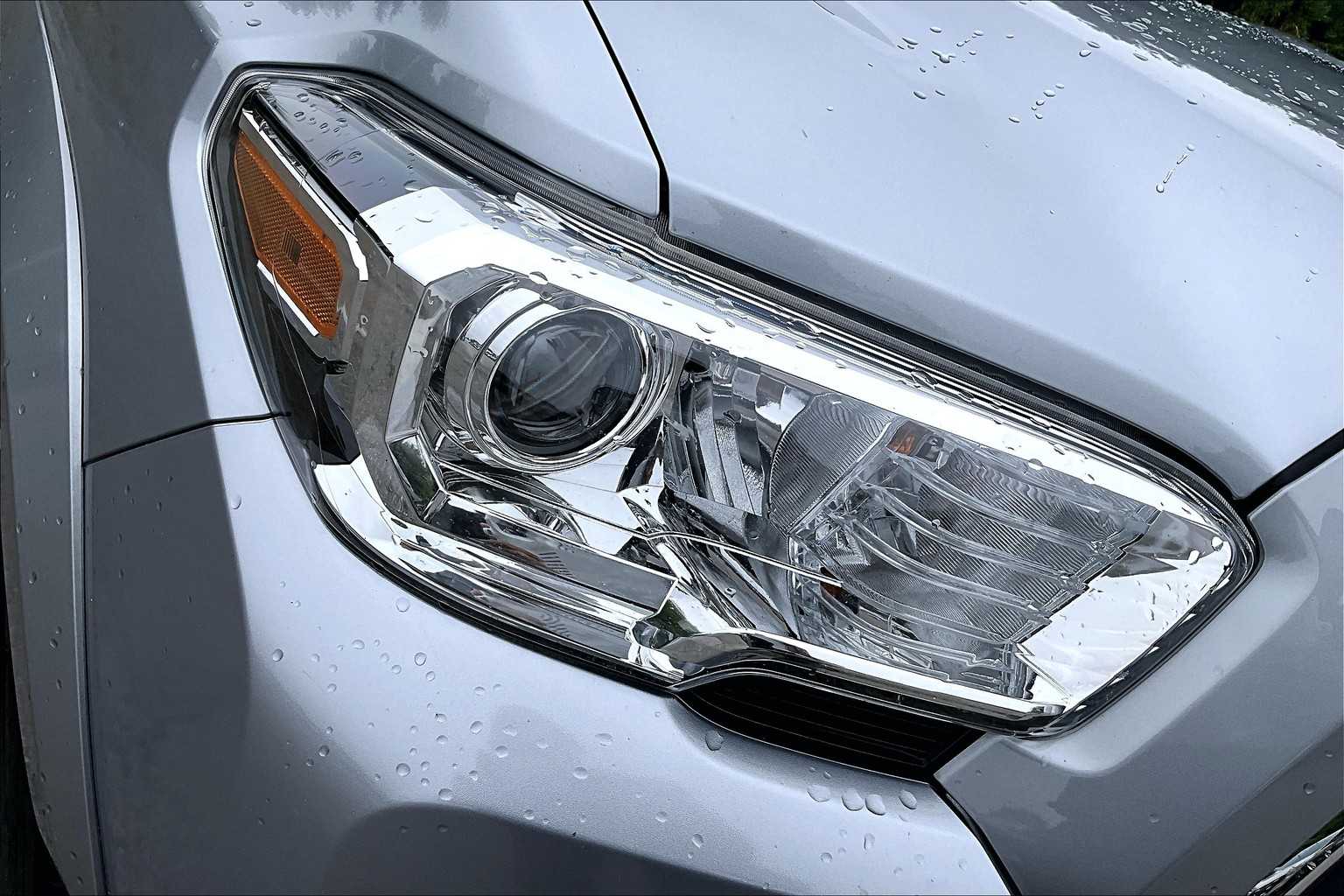 2021 Toyota Tacoma SR5 - Photo 32