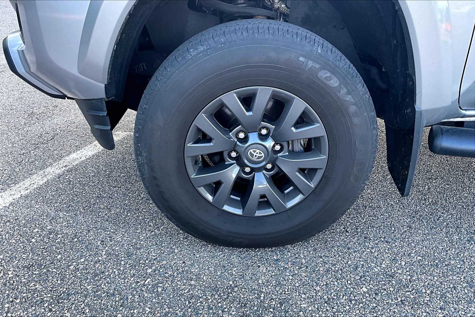 2021 Toyota Tacoma SR5 - Photo 4