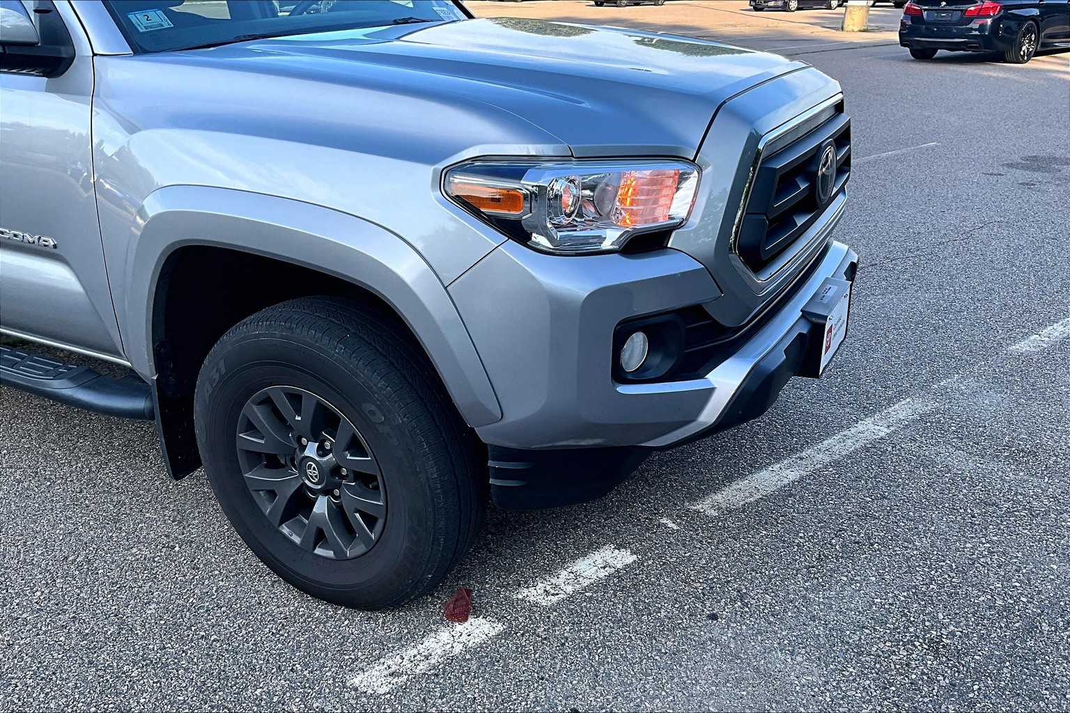 2021 Toyota Tacoma SR5 - Photo 5