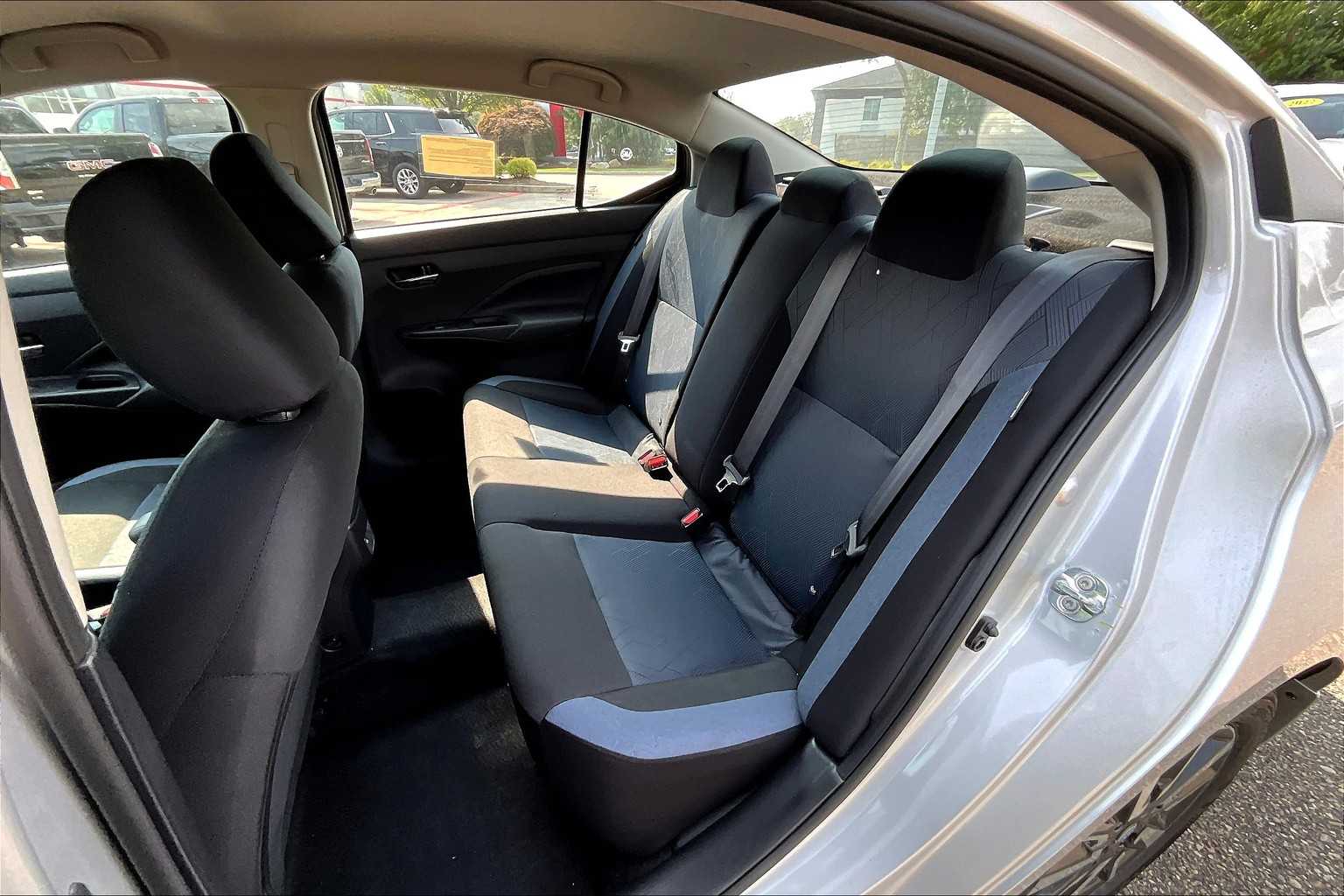 2025 Nissan Versa SV - Photo 15