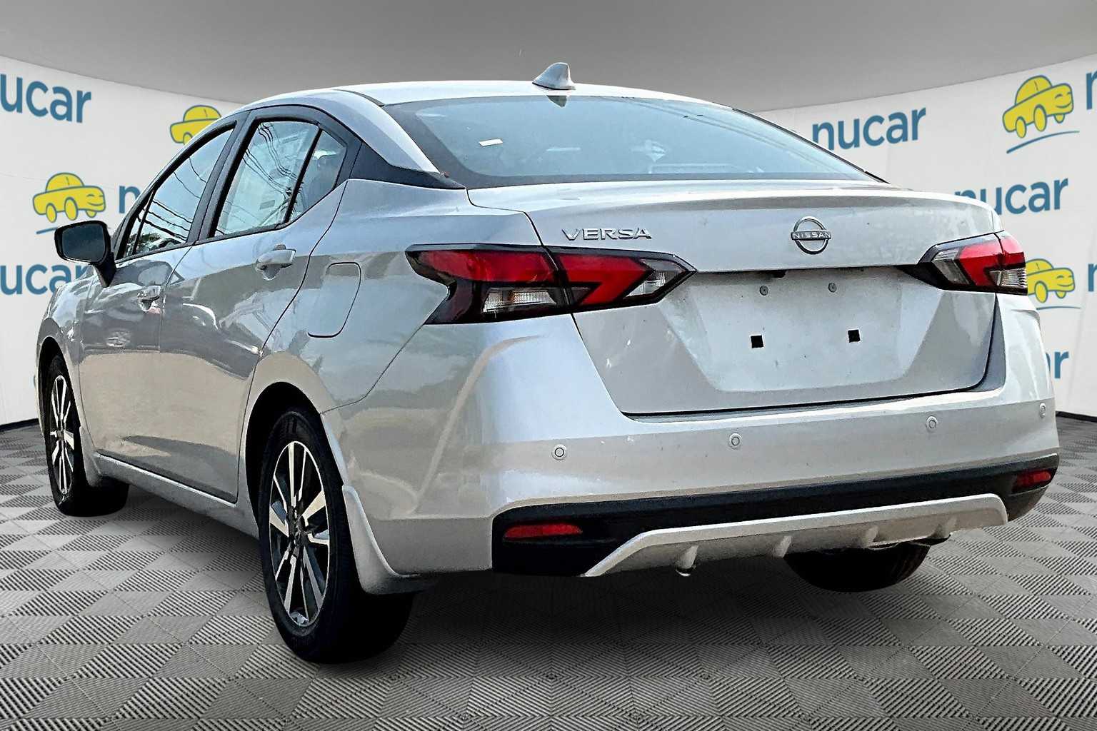 2025 Nissan Versa SV - Photo 5