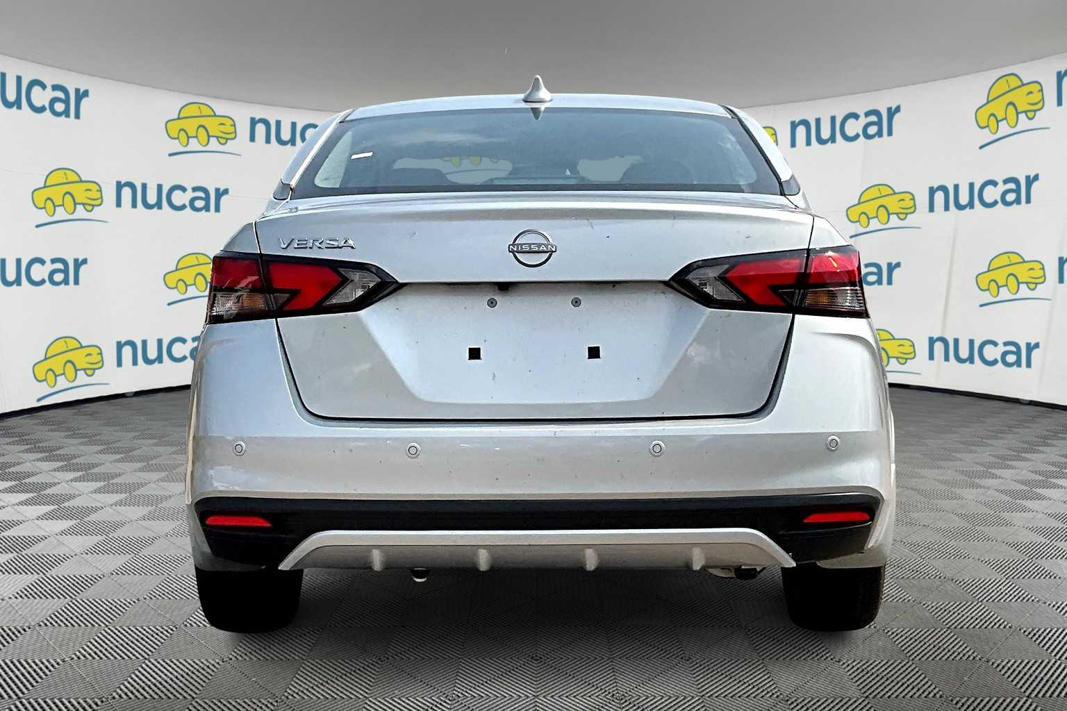 2025 Nissan Versa SV - Photo 6