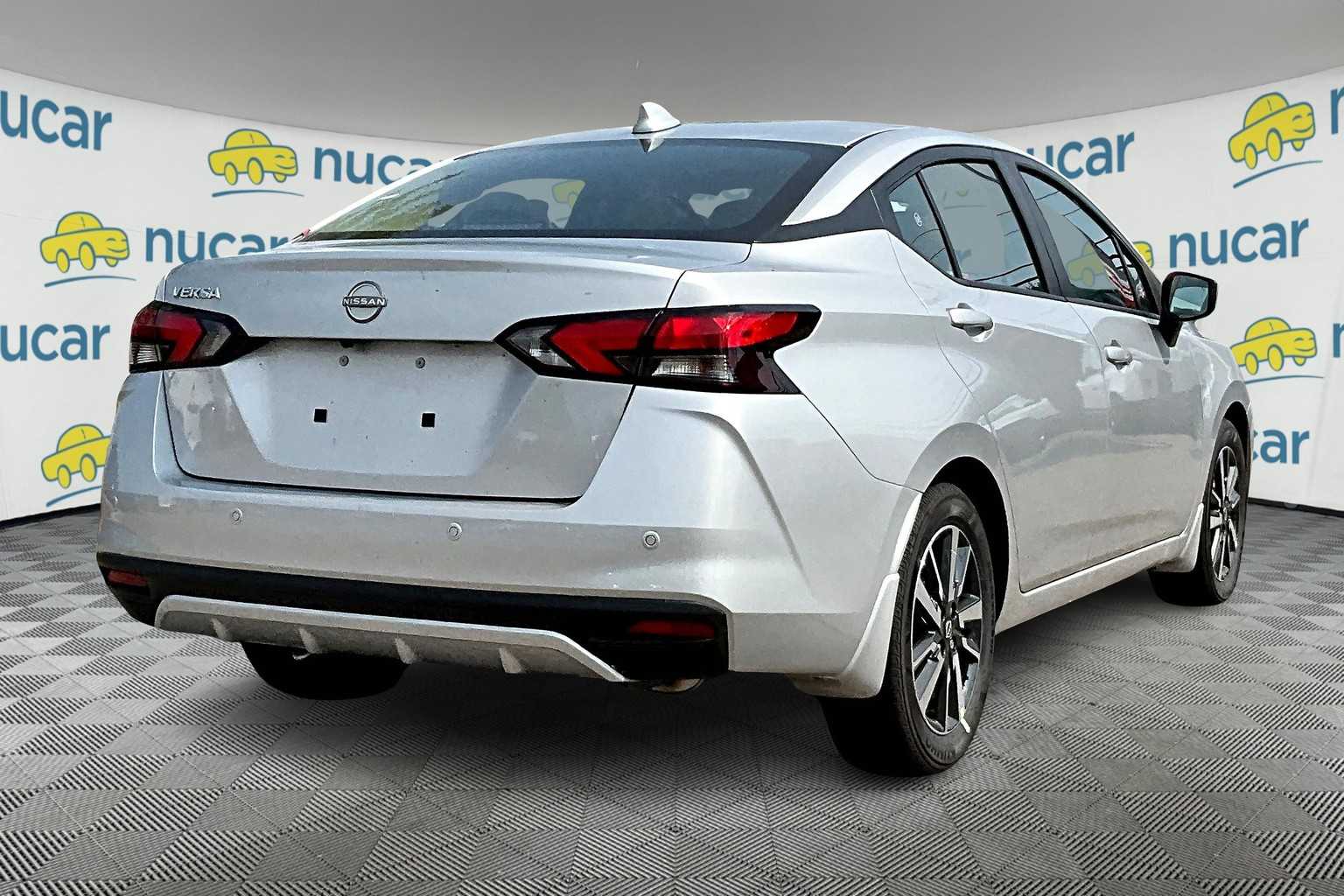 2025 Nissan Versa SV - Photo 7