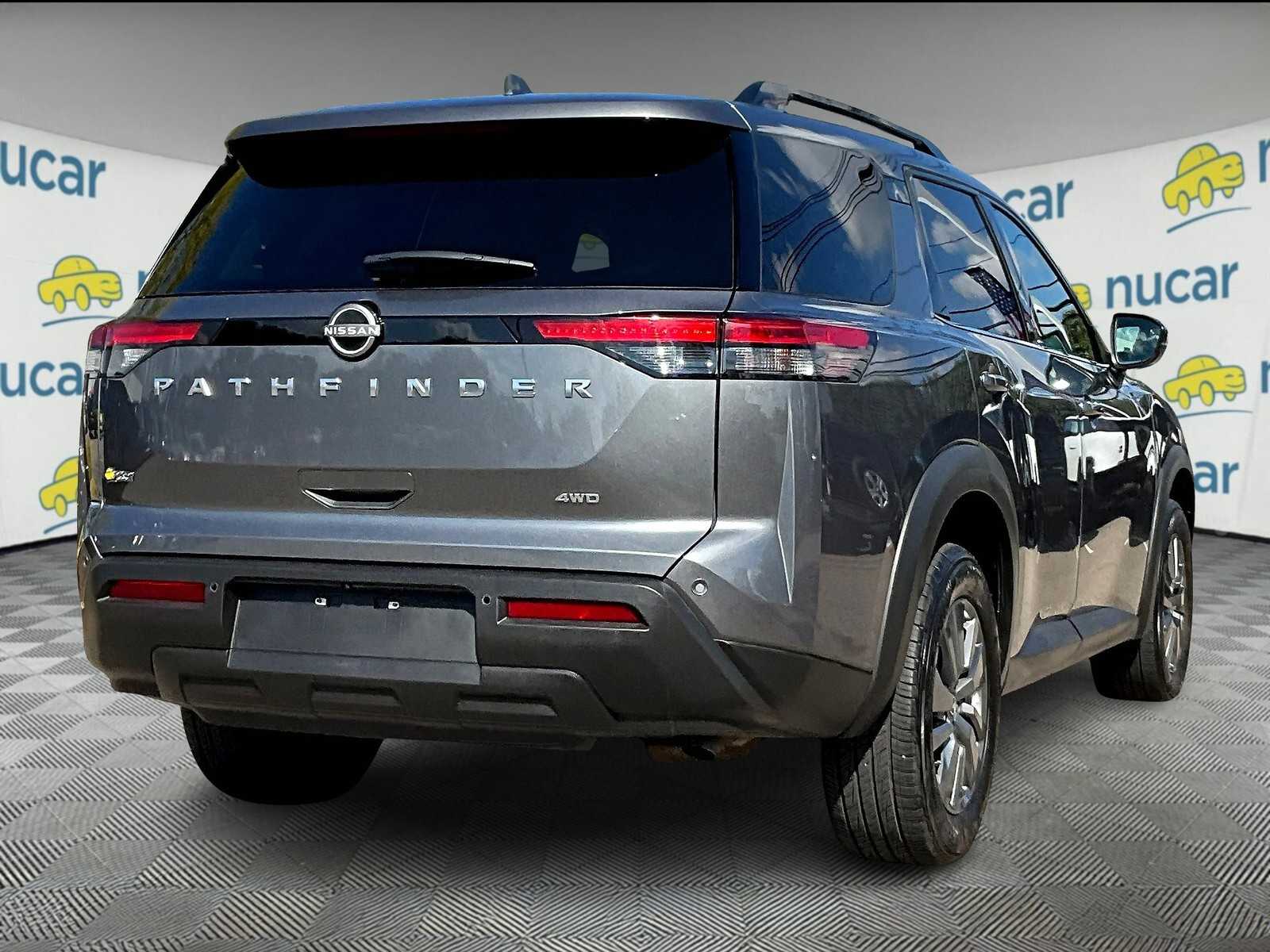 2025 Nissan Pathfinder SV - Photo 6