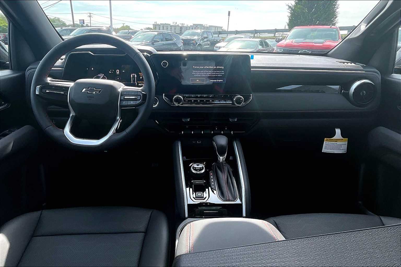 2025 Chevrolet Colorado 4WD Z71 - Photo 12